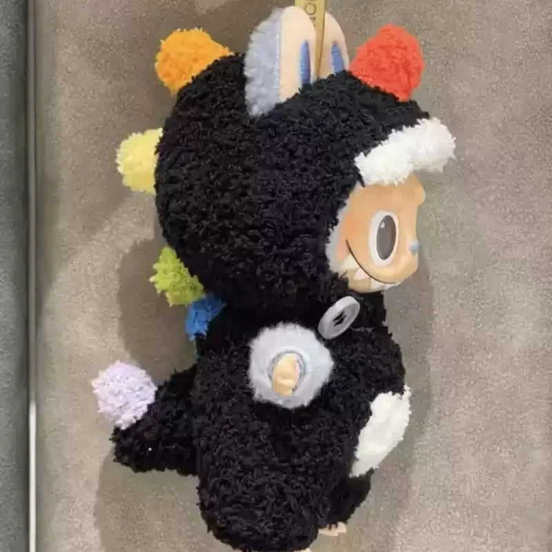 Bambola Labubu Macaron da 17 cm, ornamento da appendere, fatta a mano, in stoffa, con supporto a trazione, giocattolo da collezione, in vinile morbido, souvenir